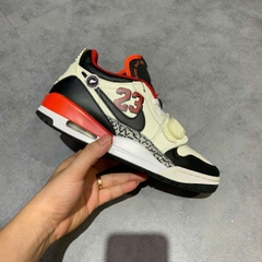 NIKE AIR JORDAN LEGACY 312 LOW '23' FJ7221-101 SIZE 40 GIÀY 2HAND CHÍNH HÃNG