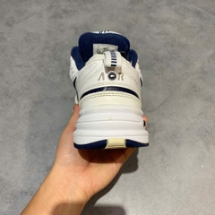 NIKE AIR MONARCH IV WHITE/METALLIC SILVER 415445-102 SIZE 40 – GIÀY 2HAND