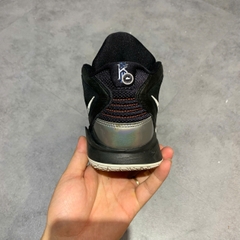 NIKE KYRIE INFINITY EP ‘FIRE AND ICE’ – DC9134‑001 – SIZE 40 – GIÀY 2HAND CHÍNH HÃNG
