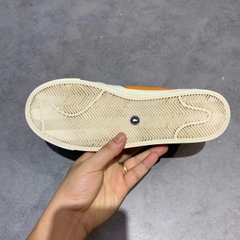 NIKE BLAZER LOW '77 JUMBO WHITE/ALPHA ORANGE GREY FOG DN2158-100 SIZE 41 GIÀY 2HAND