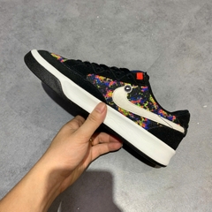 NIKE SB ADVERSARY PREMIUM 'BLACK MULTICOLOR QS' CT3632-001 SIZE 41 GIÀY 2HAND