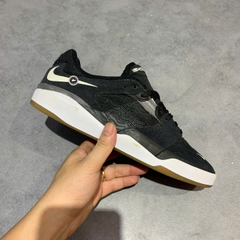 NIKE SB ISHOD WAIR 'BLACK WHITE' DC7232-001 SIZE 41 – GIÀY 2HAND