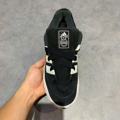 ADIDAS ADIMATIC ‘CORE BLACK CRYSTAL WHITE CARBON’ ID8265 SIZE 41 1/3 GIÀY 2HAND CHÍNH HÃNG