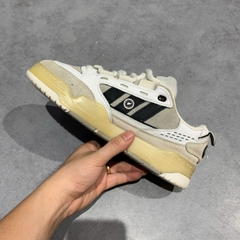 ADIDAS ADI2000 LACE-UP SNEAKERS – SIZE 41 1/3 – GIÀY 2HAND