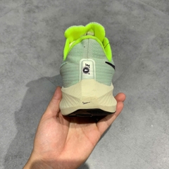 NIKE AIR ZOOM PEGASUS 39 BARELY GREEN – DH4071-301 – SIZE 43 – GIÀY 2HAND