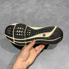 NIKE AIR ZOOM PEGASUS 39 BARELY GREEN – DH4071-301 – SIZE 43 – GIÀY 2HAND