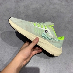 NIKE AIR ZOOM PEGASUS 39 BARELY GREEN – DH4071-301 – SIZE 43 – GIÀY 2HAND