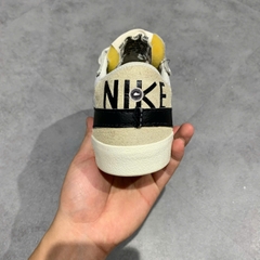 NIKE BLAZER LOW ’77 JUMBO WHITE/WHITE/SAIL/BLACK – SIZE 44 – GIÀY 2HAND