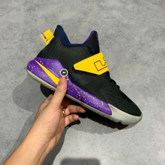 NIKE LEBRON AMBASSADOR 12 'LAKERS' BQ5436 003 GIÀY 2HAND CHÍNH HÃNG [PVN19205]