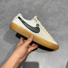 NIKE SB ZOOM BLAZER LOW PRO GT WHITE GUM – DC7695 100 SIZE 41 – GIÀY 2HAND CHÍNH HÃNG