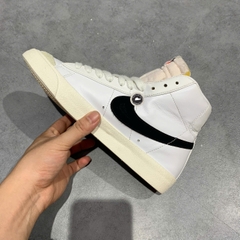 Nike Blazer Mid ’77 Vintage ‘White/Black’ – BQ6806‑100 – SIZE 40 – GIÀY 2HAND CHÍNH HÃNG