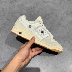 ADIDAS FORUM 84 LOW ADV ‘WHITE GUM’ – FY7998 SIZE 40 → GIÀY 2HAND CHÍNH HÃNG