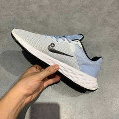 NIKE REVOLUTION 6 NEXT NATURE ‘FOOTBALL GREY / COBALT BLISS’ – DC3728‑014 – SIZE 40 – GIÀY 2HAND CHÍNH HÃNG