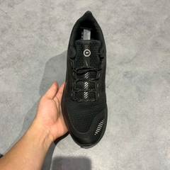 NIKE AIR ZOOM PEGASUS 36 SHIELD ‘TRIPLE BLACK’ – AQ8005‑001 – SIZE 41 – GIÀY 2HAND CHÍNH HÃNG