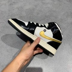 NIKE AIR JORDAN 1 MID SE 'BLACK GOLD' BQ6931-007 SIZE 40 GIÀY 2HAND CHÍNH HÃNG PVN19748
