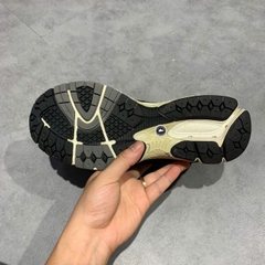 NEW BALANCE 2002R M2002RNC SIZE 42.5 GIÀY 2HAND CHÍNH HÃNG PVN19863