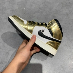 AIR JORDAN 1 MID SE ‘METALLIC GOLD’ DC1420-700 SIZE 37.5 GIÀY 2HAND CHÍNH HÃNG PVN20182