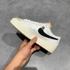 NIKE BLAZER LOW PLATFORM - DJ0292 101 - SIZE 36.5 GIÀY 2HAND CHÍNH HÃNG PVN20248