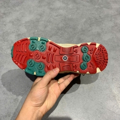 FILA RETRO RUNNING SHOES GOLDEN 010ZJ0120 SIZE 38 GIÀY 2HAND CHÍNH HÃNG PVN20119