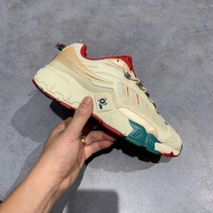 FILA RETRO RUNNING SHOES GOLDEN 010ZJ0120 SIZE 38 GIÀY 2HAND CHÍNH HÃNG PVN20119