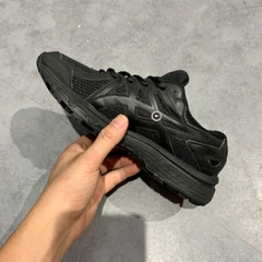 ASICS JOG 100T ‘BLACK’ 1022A335 SIZE 37 PVN20249