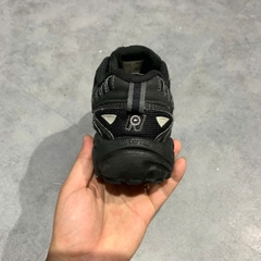 NEW BALANCE 703 TRIPLE BLACK WL703CB SIZE 37 GIÀY 2HAND CHÍNH HÃNG PVN20134