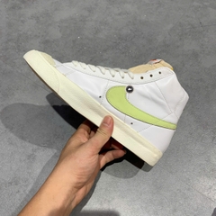 NIKE BLAZER MID ’77 “BARELY VOLT” CZ1055-108 SIZE 39 GIÀY 2HAND CHÍNH HÃNG PVN20222