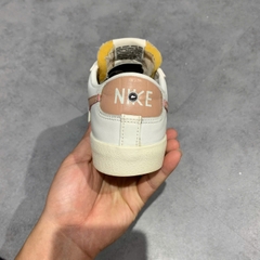 NIKE BLAZER LOW ’77 WHITE ROSE DC4769-109 SIZE 37.5 GIÀY 2HAND CHÍNH HÃNG PVN20232