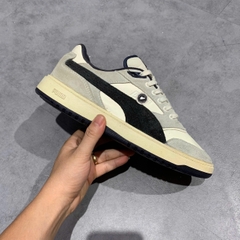 PUMA DOUBLECOURT PRM ‘WARM WHITE / NEW NAVY’ 393283-03 SIZE 42.5 GIÀY 2HAND CHÍNH HÃNG PVN19963