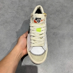ChatGPT said:  NIKE BLAZER LOW ’77 JUMBO WHITE / BLACK / SAIL DN2158-101 SIZE 42 GIÀY 2HAND CHÍNH HÃNG PVN20022