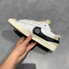 ChatGPT said:  NIKE BLAZER LOW ’77 JUMBO WHITE / BLACK / SAIL DN2158-101 SIZE 42 GIÀY 2HAND CHÍNH HÃNG PVN20022