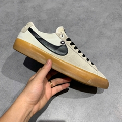 NIKE SB ZOOM BLAZER LOW PRO GT ‘WHITE BLACK’ DC7695 100 SIZE 44.5 GIÀY 2HAND CHÍNH HÃNG PVN20100