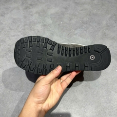 NEW BALANCE 574 ‘DARK MUSHROOM’ ML574?? SIZE 40.5 GIÀY 2HAND CHÍNH HÃNG PVN20340