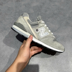 NEW BALANCE 996 ‘GREY / SILVER’ CM996BG SIZE 40.5 GIÀY 2HAND CHÍNH HÃNG PVN20346