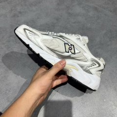 NEW BALANCE 725 ‘SILVER’ ML725B SIZE 42.5 GIÀY 2HAND CHÍNH HÃNG PVN20371