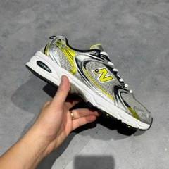 NEW BALANCE 530 ‘SILVER YELLOW’ MR530SC SIZE 42 GIÀY 2HAND CHÍNH HÃNG PVN20339