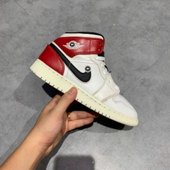 AIR JORDAN 1 MID GS CHICAGO 554725 116 SIZE 37.5 GIÀY 2HAND CHÍNH HÃNG PVN20722