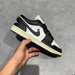 NIKE AIR JORDAN 1 LOW SE HOMAGE SPLIT WHITE BLACK DR0502 101 SIZE 38.5 GIÀY 2HAND CHÍNH HÃNG PVN20740