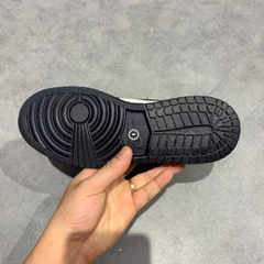 NIKE AIR JORDAN 1 MID GS OBSIDIAN WHITE METALLIC GOLD 554725-174 SIZE 37.5 GIÀY 2HAND CHÍNH HÃNG PVN20742