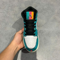 AIR JORDAN 1 MID SE GS 'SOUTH BEACH' BQ6931-306 SIZE 36 GIÀY 2HAND CHÍNH HÃNG PVN20744