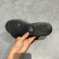 AIR JORDAN 1 MID GS 'HOLOGRAM' DR9495 001 SIZE 38 GIÀY 2HAND CHÍNH HÃNG PVN20715