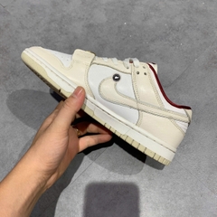 NIKE DUNK LOW SE JUST DO IT WHITE PHANTOM (WOMEN'S) DV1160 100 SIZE 38 GIÀY 2HAND CHÍNH HÃNG PVN20949