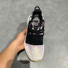 Under Armour Wmns Charged Breathe 'International Women's Day' 3023668 102 SIZE 38.5 GIÀY 2HAND CHÍNH HÃNG PVN20861