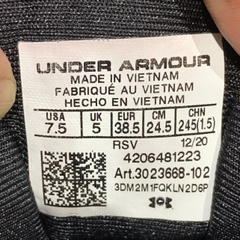 Under Armour Wmns Charged Breathe 'International Women's Day' 3023668 102 SIZE 38.5 GIÀY 2HAND CHÍNH HÃNG PVN20861