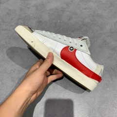 NIKE BLAZER LOW '77 JUMBO 'WHITE UNIVERSITY RED' DQ8769 100 SIZE 42.5 GIÀY 2HAND CHÍNH HÃNG PVN20429