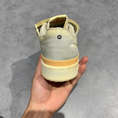 ADIDAS FORUM 84 LOW 'CREAM WHITE ALMOST YELLOW' HQ6332 SIZE 42 GIÀY 2HAND CHÍNH HÃNG PVN20384