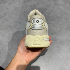 New Balance 725 Bone Metallic Silver ML725T SIZE 43 GIÀY 2HAND CHÍNH HÃNG PVN21026