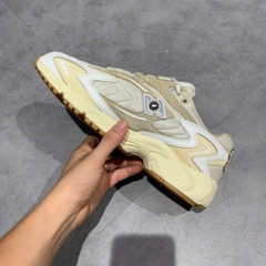 New Balance 725 Bone Metallic Silver ML725T SIZE 43 GIÀY 2HAND CHÍNH HÃNG PVN21026