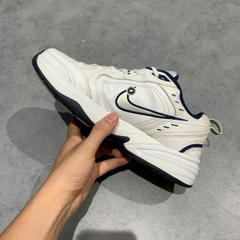 NIKE AIR MONARCH IV WHITE/METALLIC SILVER 415445 102 SIZE 40.5 GIÀY 2HAND CHÍNH HÃNG PVN20524