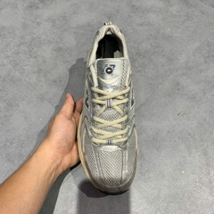 NEW BALANCE 530 'SILVER METALLIC & MOONBEAM' MR530VS SIZE 41.5 GIÀY 2HAND CHÍNH HÃNG  PVN21038